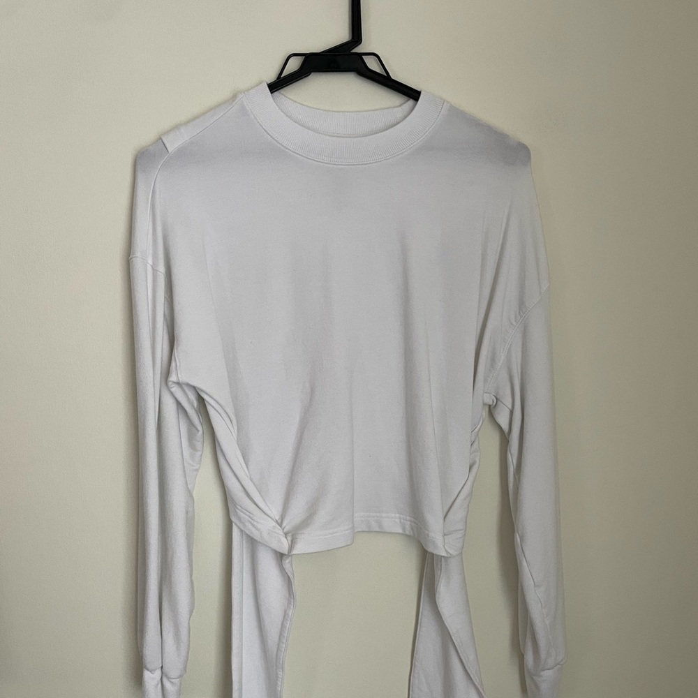 White Athleta XXS sweater with tie back